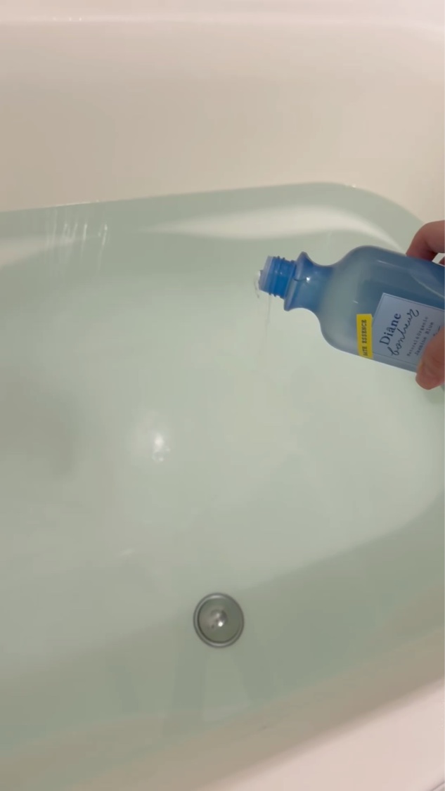 ボヌール バスエッセンス ジャスミンブルーの香り/ダイアン/保湿系入浴剤を使ったクチコミ（2枚目）