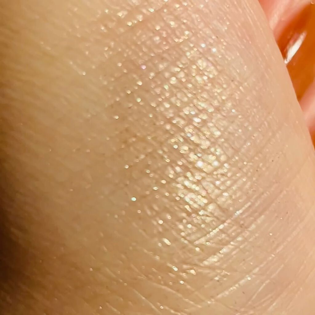 トーン タッチ アイズ/SUQQU/単色アイシャドウを使ったクチコミ（3枚目）