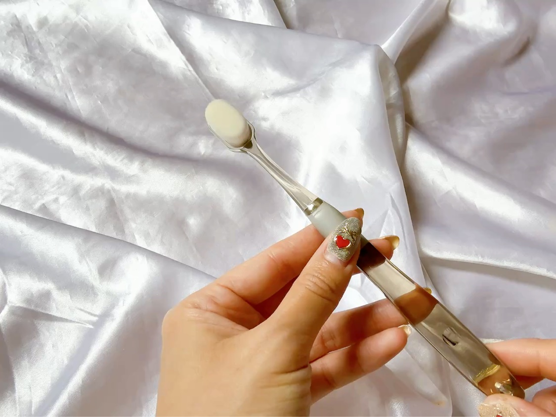 eプレミアム ワイド歯ブラシ 極もふ /eプレミアム/歯ブラシの動画クチコミ1つ目