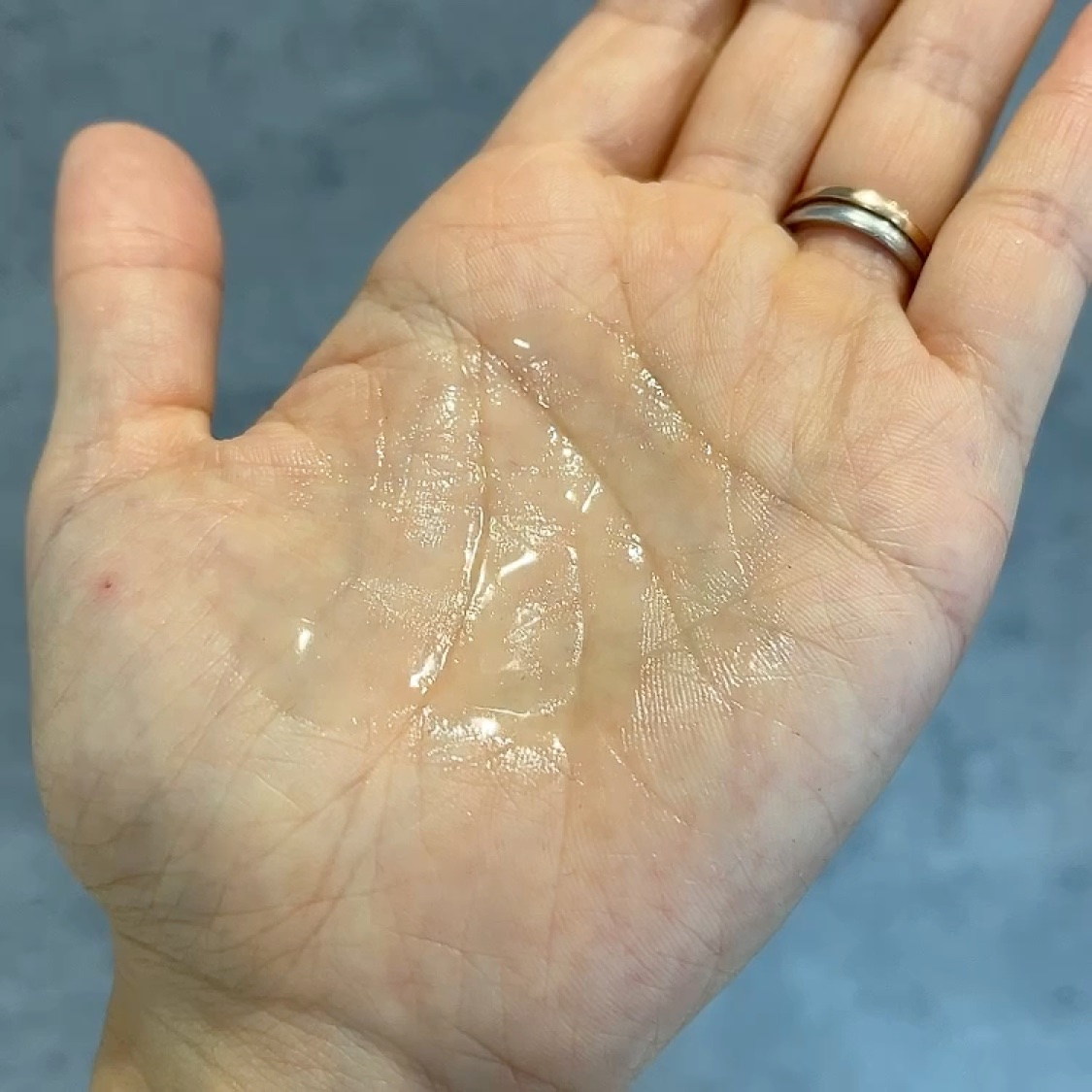 薬用パワーセラムC＋5/C+mania/美容液の動画クチコミ5つ目