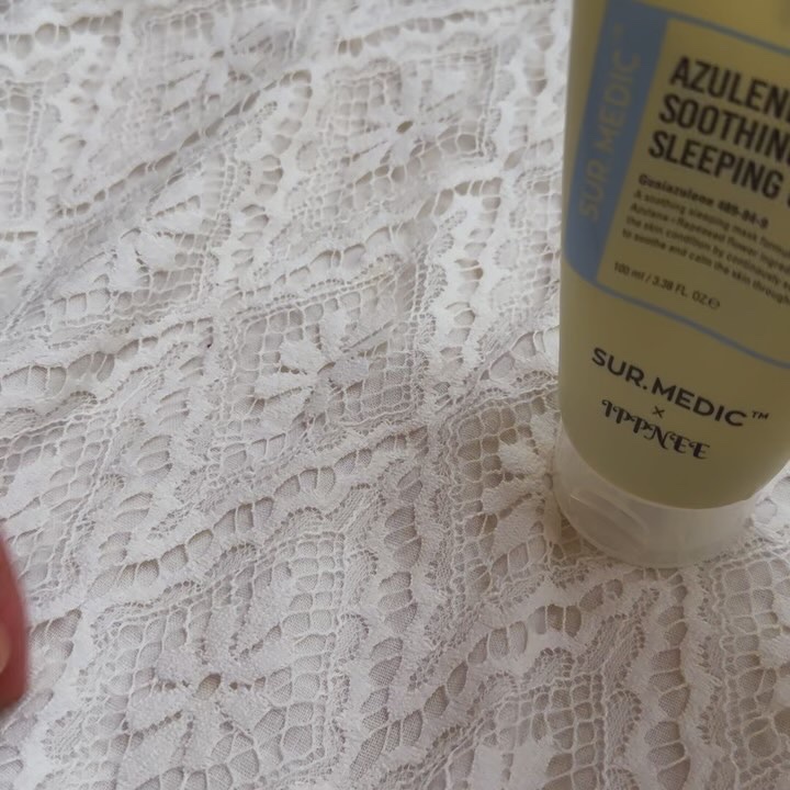 アズレン スージングスリーピングジェルマスク/SUR.MEDIC/フェイスクリームを使ったクチコミ（2枚目）