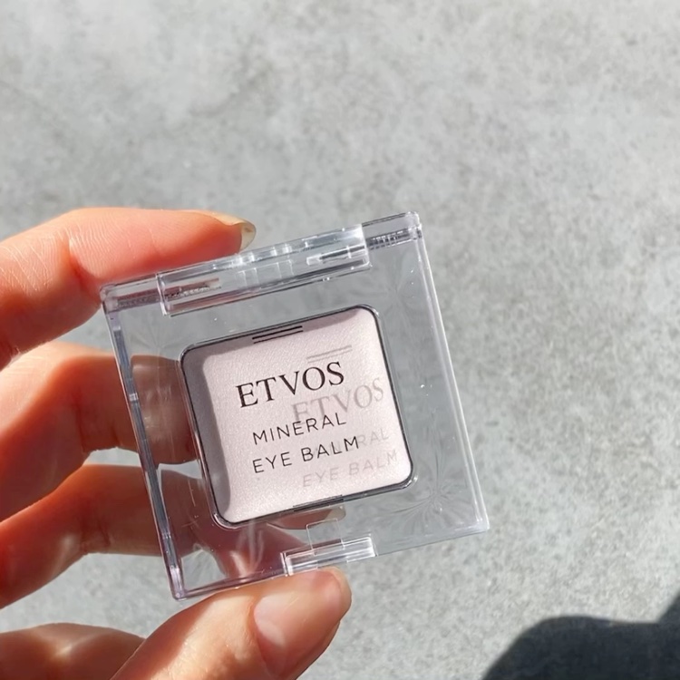 ミネラルアイバームⅡ/エトヴォス/ジェル・クリームアイシャドウの動画クチコミ1つ目