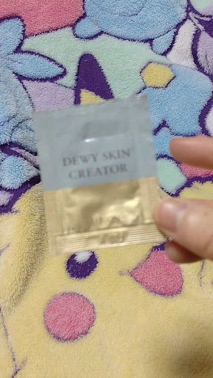 デューイスキン クリエイター/ALBION/化粧下地の動画クチコミ3つ目