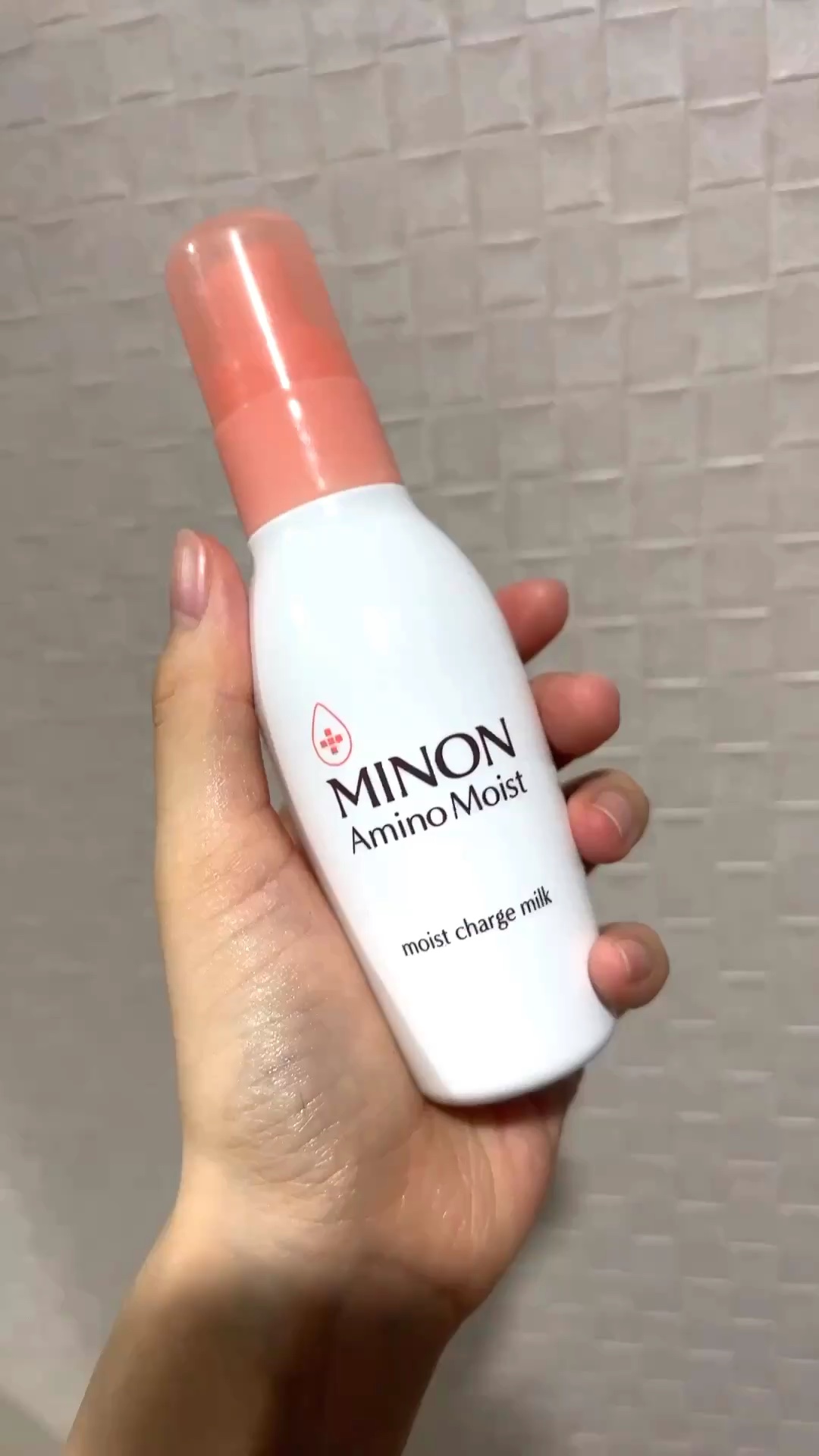 ミノン アミノモイスト モイストチャージ ミルク/ミノン/乳液の人気ショート動画
