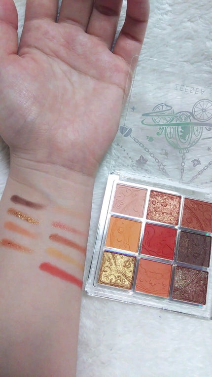 クォーツ 9色アイシャドウパレット(ドリームランドアイシャドウ)/ZEESEA/アイシャドウパレットの人気ショート動画