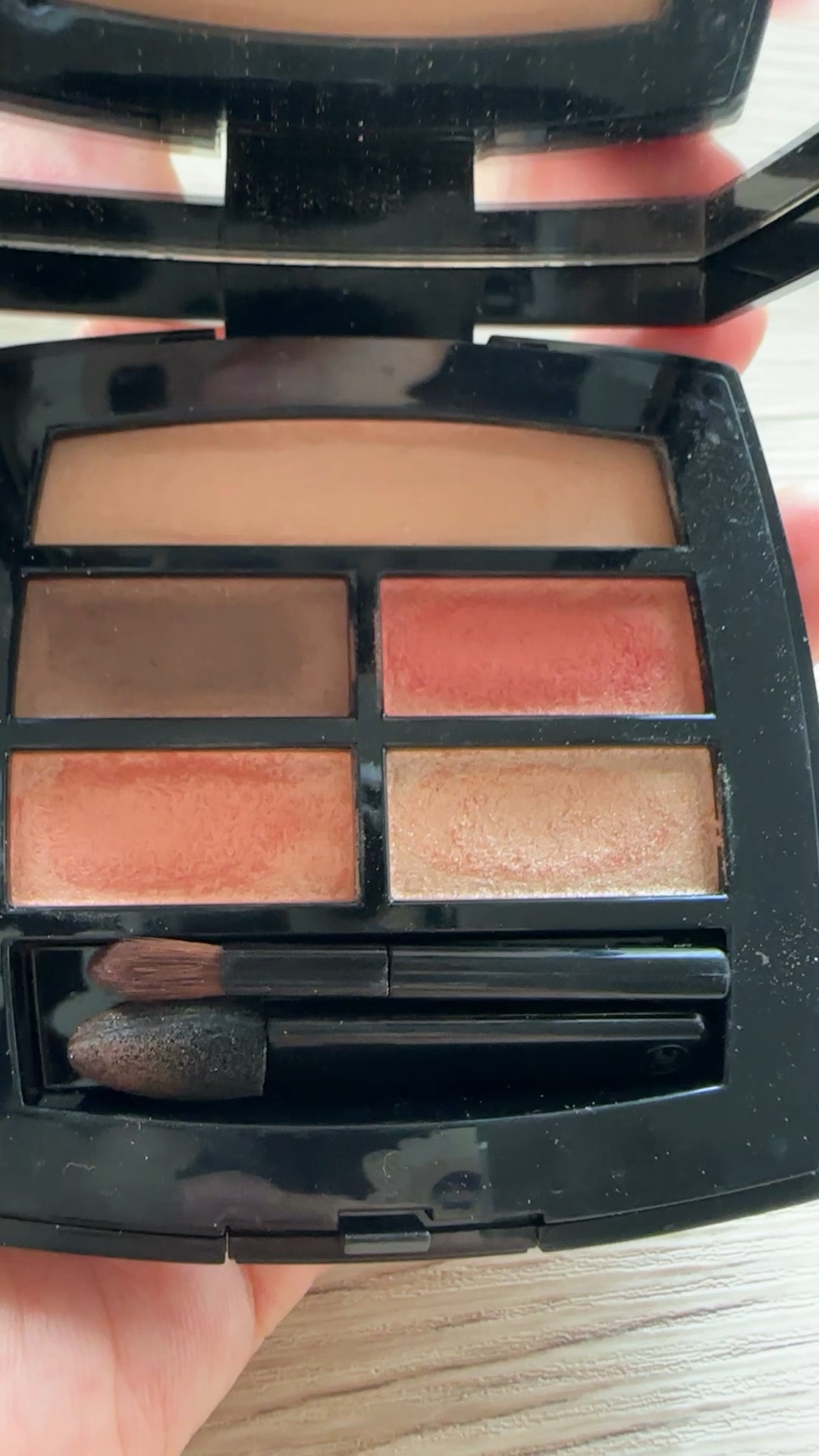 レ ベージュ パレット ルガール/CHANEL/アイシャドウパレットの人気ショート動画