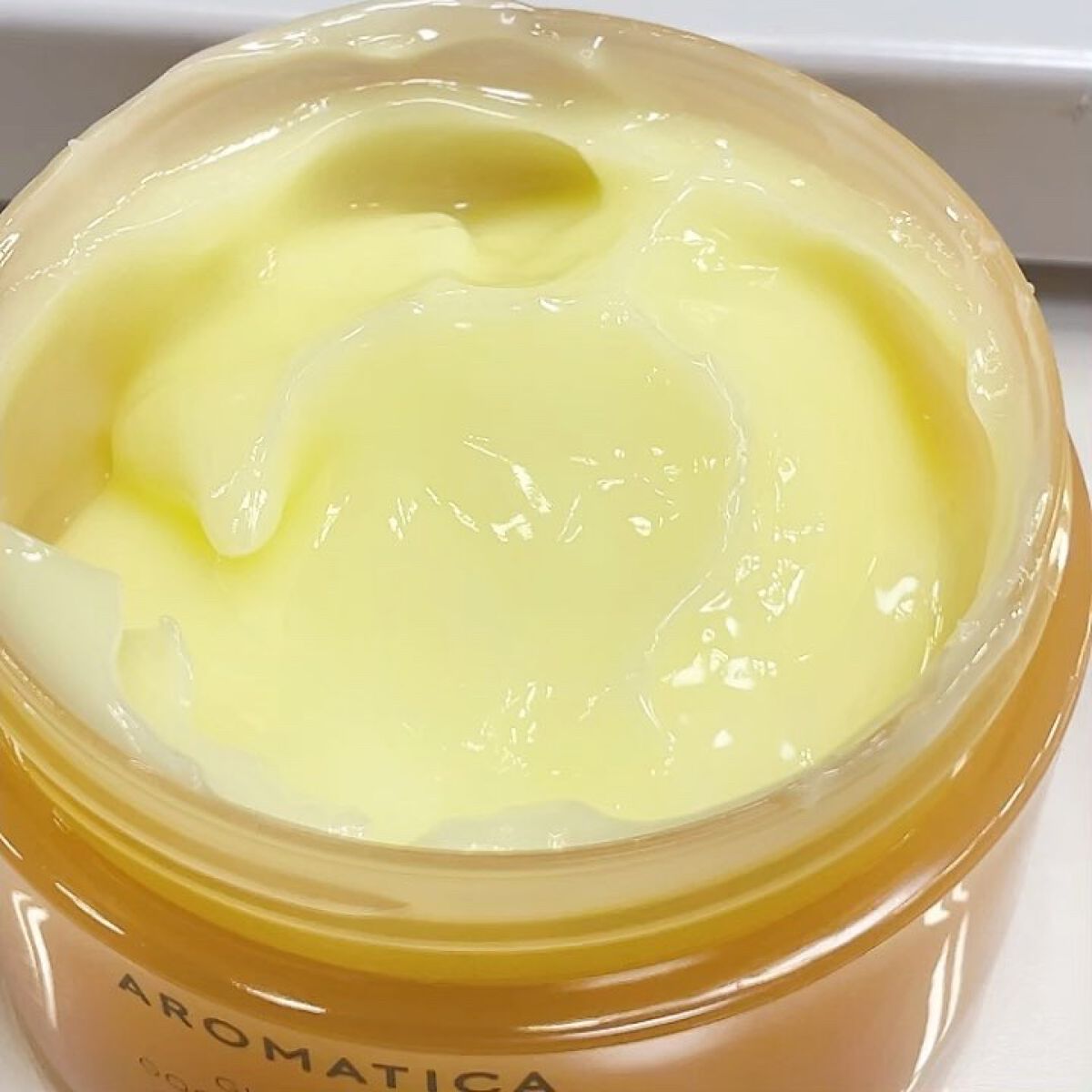 グロービタグットナイトクリーム/AROMATICA/フェイスクリームを使ったクチコミ（3枚目）