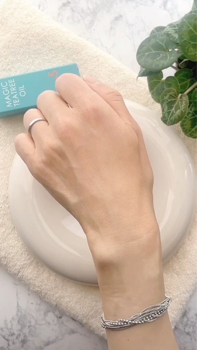 マジックティーツリーオイル/ブラン/フェイスオイルを使ったクチコミ（3枚目）