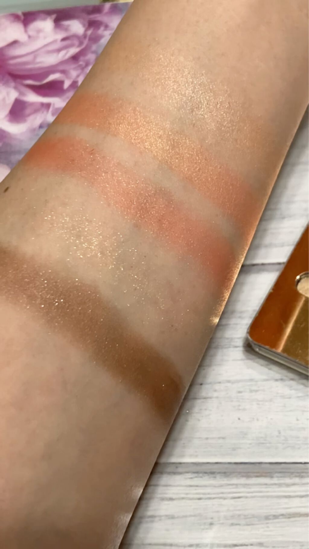 ヌーディーグラデアイズ/インテグレート/アイシャドウパレットの動画クチコミ1つ目