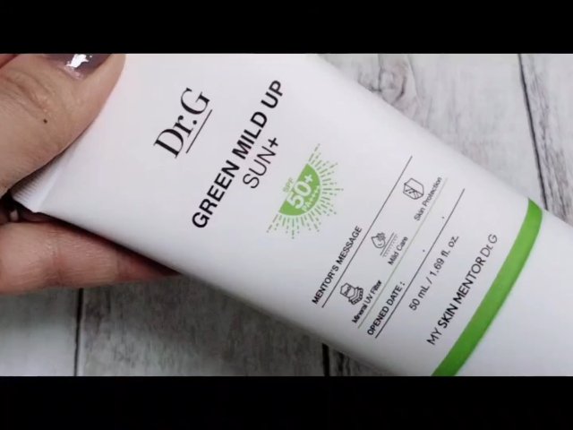 グリーンマイルドアップサンプラス 35ml/Dr.G/日焼け止めクリームを使ったクチコミ（3枚目）