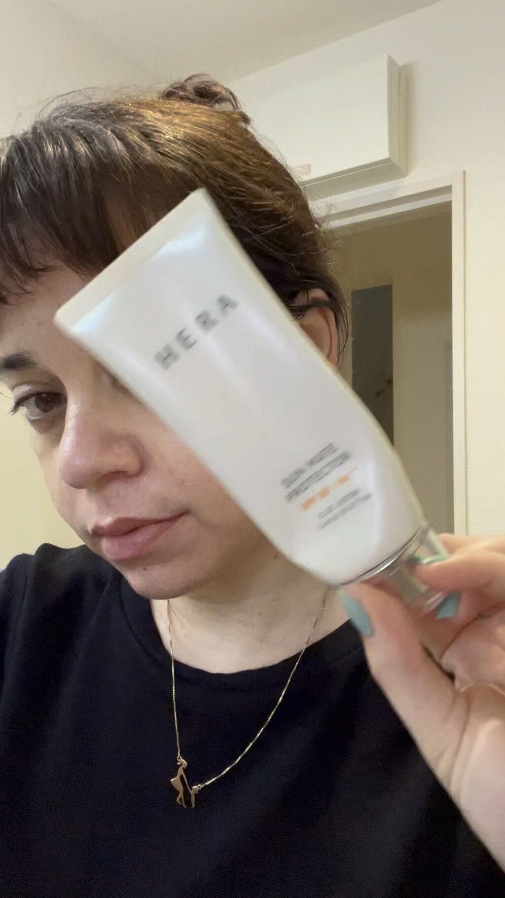 サンメートプロテクター/HERA/日焼け止め・UVケアの動画クチコミ5つ目