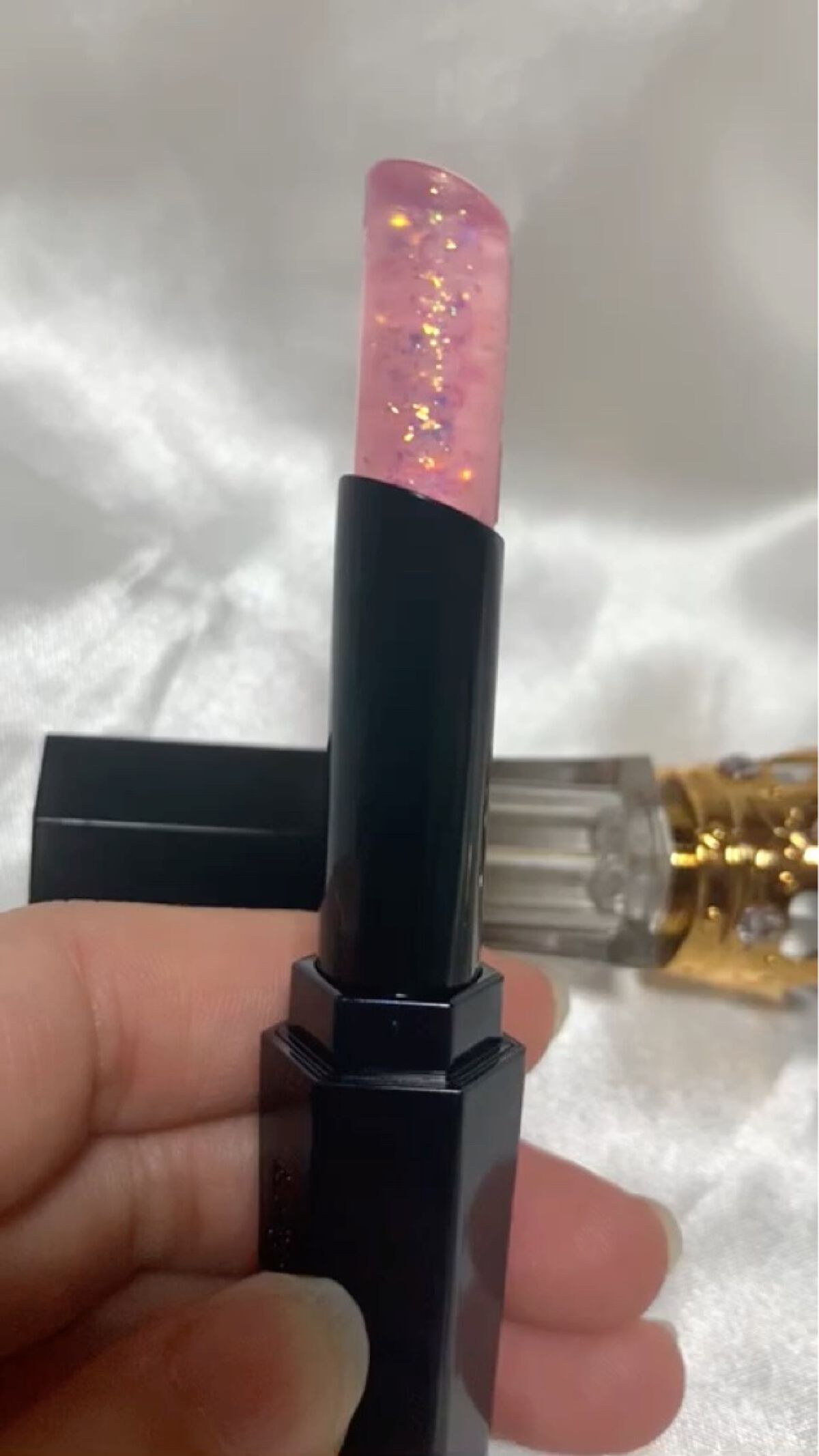 ダイアモンド保湿リップクリーム/人魚之水（LARME DE SIRENE）/リップクリームの動画クチコミ4つ目