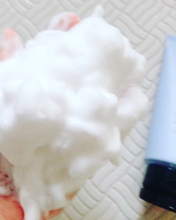 クレイクリアウォッシュ/DROAS/洗顔フォームの動画クチコミ4つ目