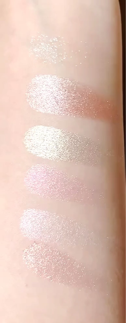 スターダストダイヤモンドハイライトパウダー/PERFECT DIARY/パウダーハイライトを使ったクチコミ（3枚目）