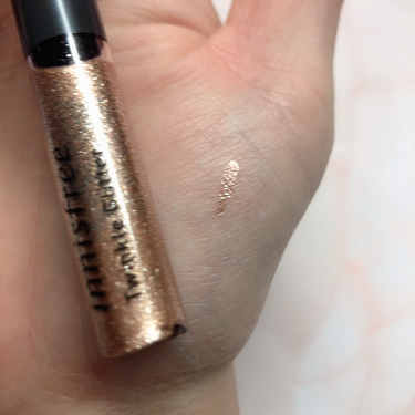 トゥインクル グリッター/innisfree/リキッドアイライナーを使ったクチコミ(2枚目)