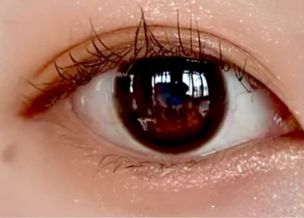 アディクション ザ アイシャドウ マット/ADDICTION/単色アイシャドウを使ったクチコミ（3枚目）