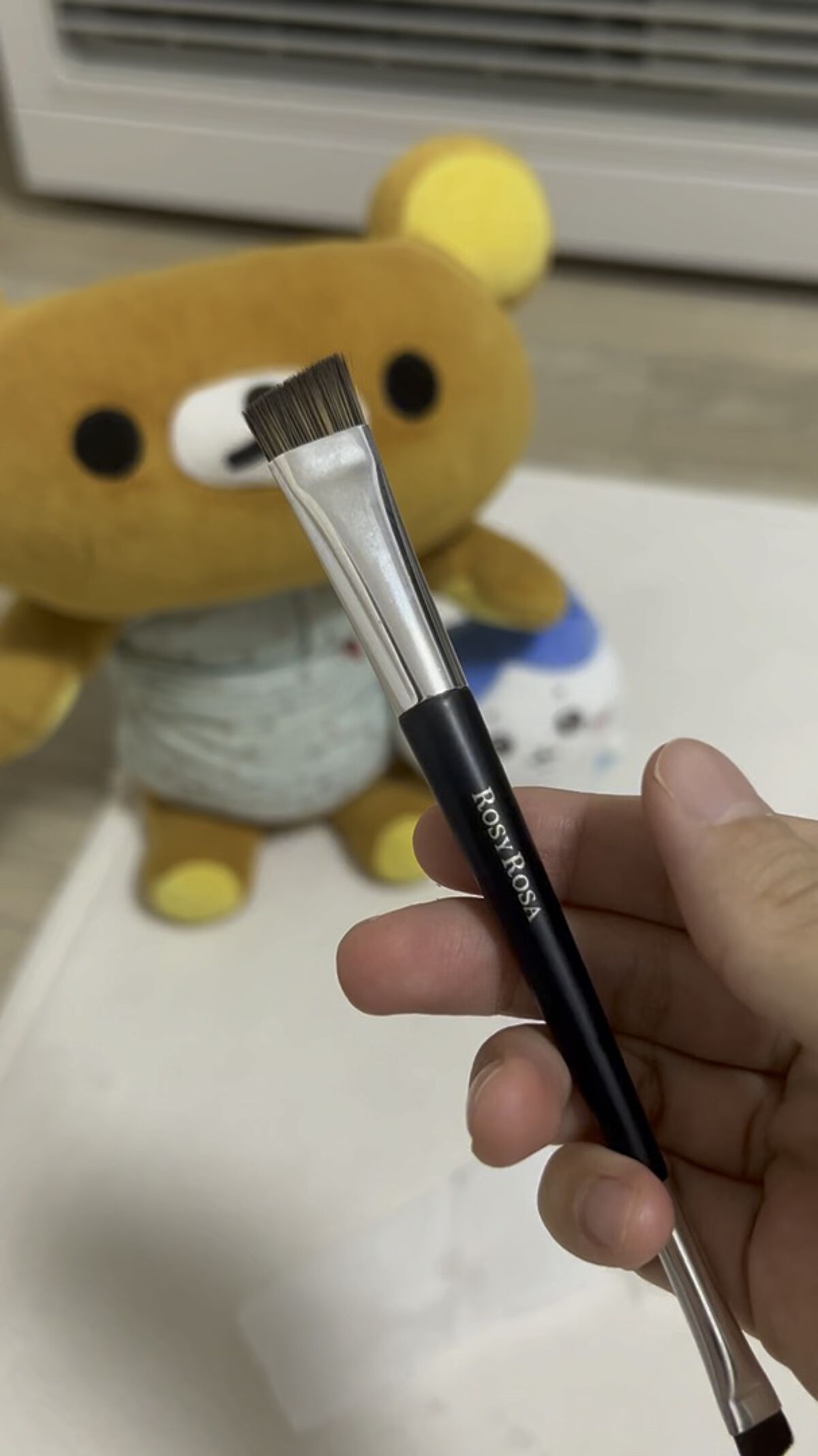 ダブルエンドアイブロウブラシ スマッジタイプ/ロージーローザ/メイクブラシの人気ショート動画