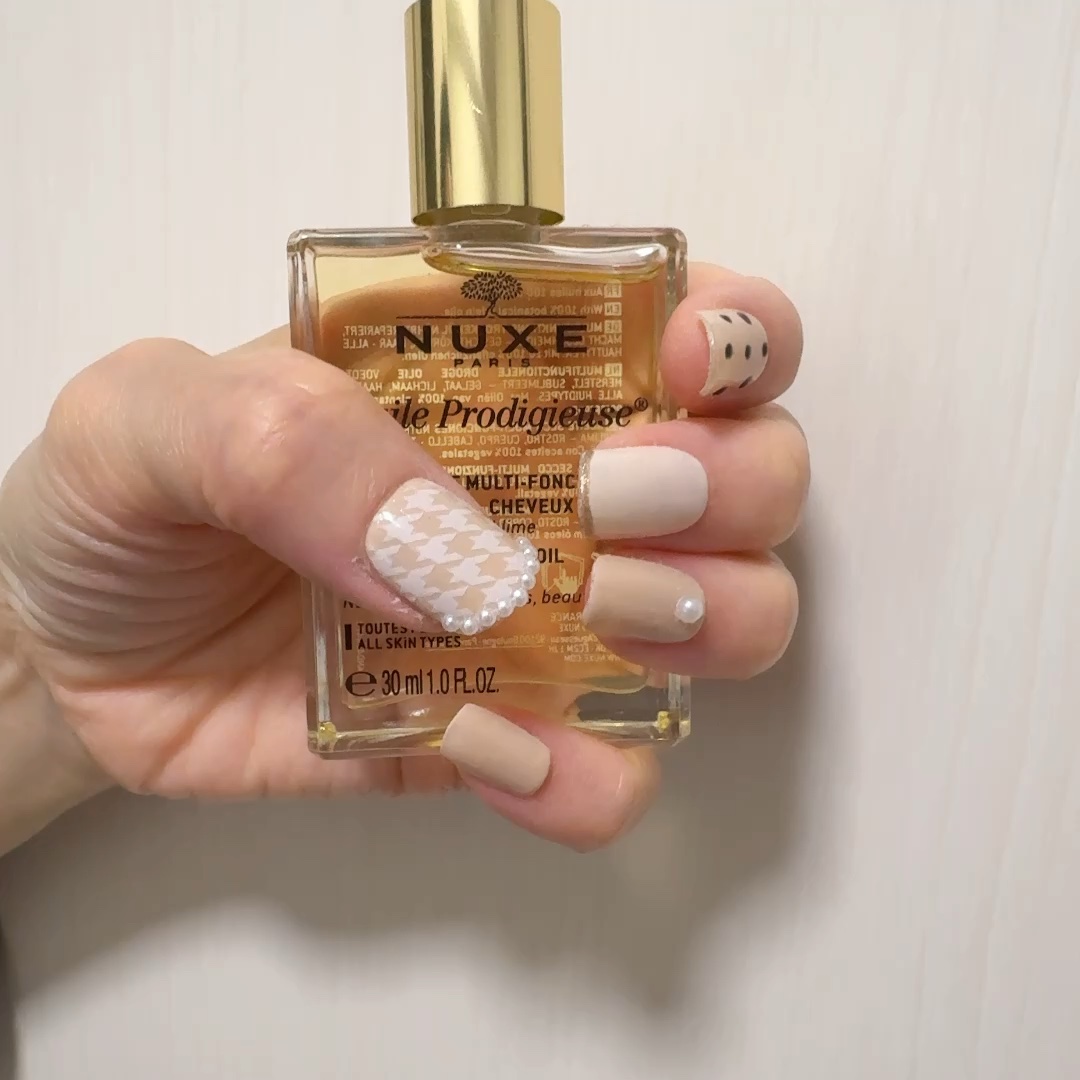 ジェルネイルDA/IDATE/ジェルネイルの動画クチコミ2つ目