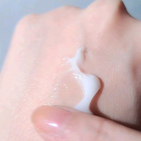 アクア UH クリーム/MISSHA/フェイスクリームの動画クチコミ2つ目