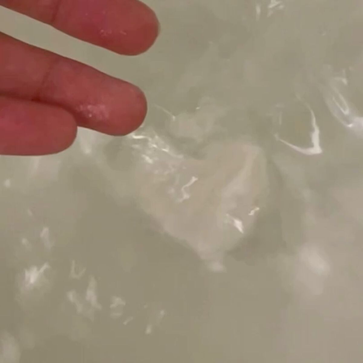 炭酸ソルト入浴料/NALOW/炭酸系入浴剤の動画クチコミ2つ目