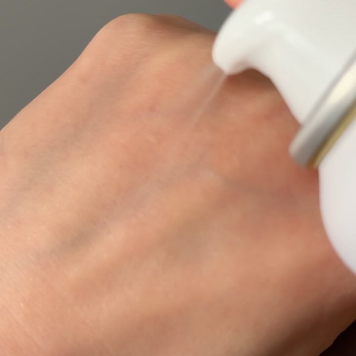 フローズンスプレー ホワイトサボンの香り/スキューズミー/デオドラント・制汗剤の動画クチコミ2つ目