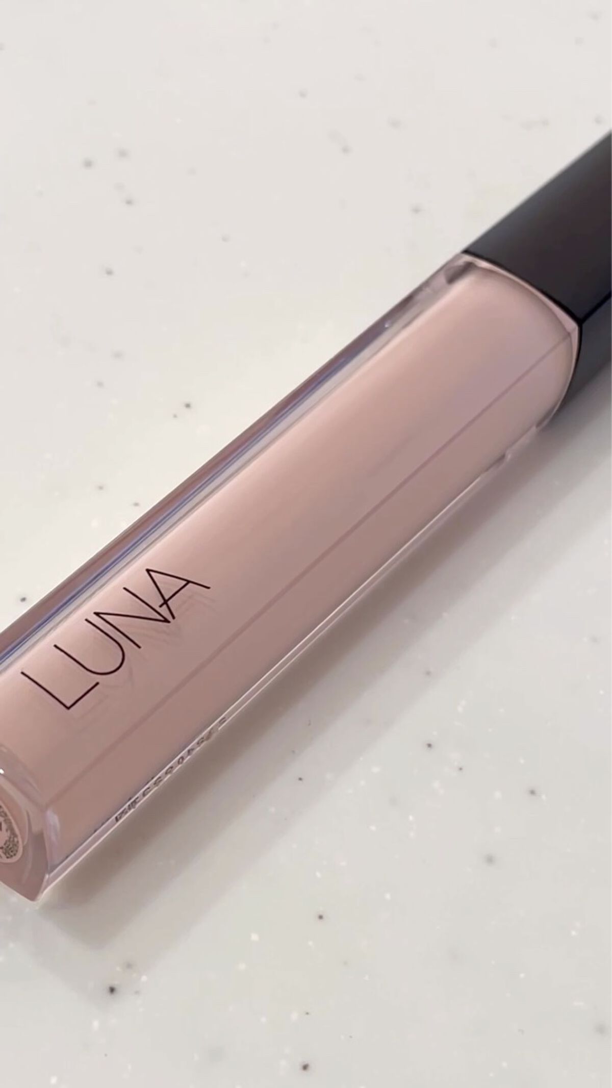 ロングラスティングチップコンシーラー/LUNA/リキッドコンシーラーの動画クチコミ3つ目