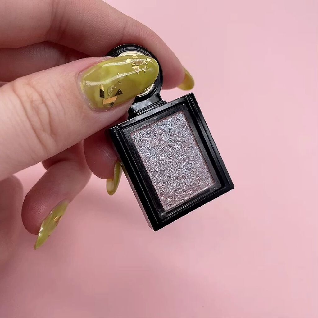 シャドーカスタマイズ (フローティング)/MAJOLICA MAJORCA/単色アイシャドウを使ったクチコミ（1枚目）