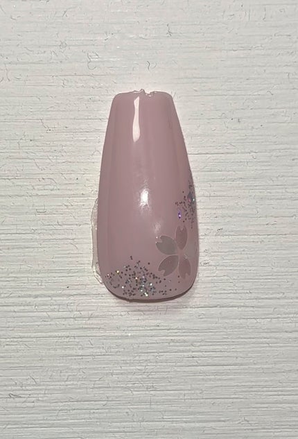 グリッター6個セット/DAISO/ネイルチップ・パーツの人気ショート動画