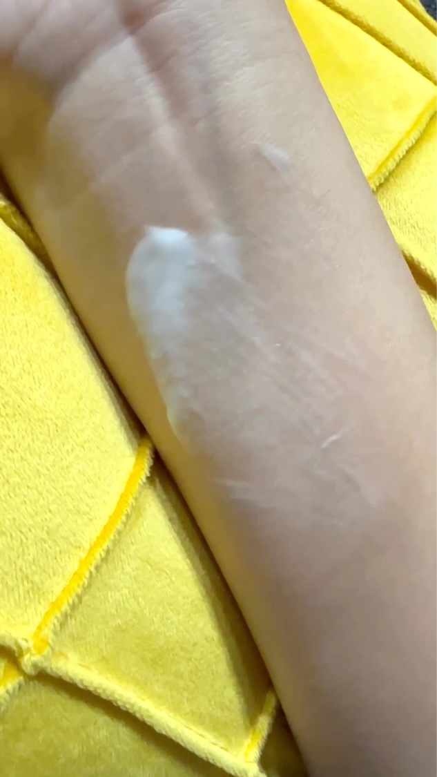 ニベアUV ディープ プロテクト＆ケア ジェル/ニベア/日焼け止めジェルを使ったクチコミ（2枚目）