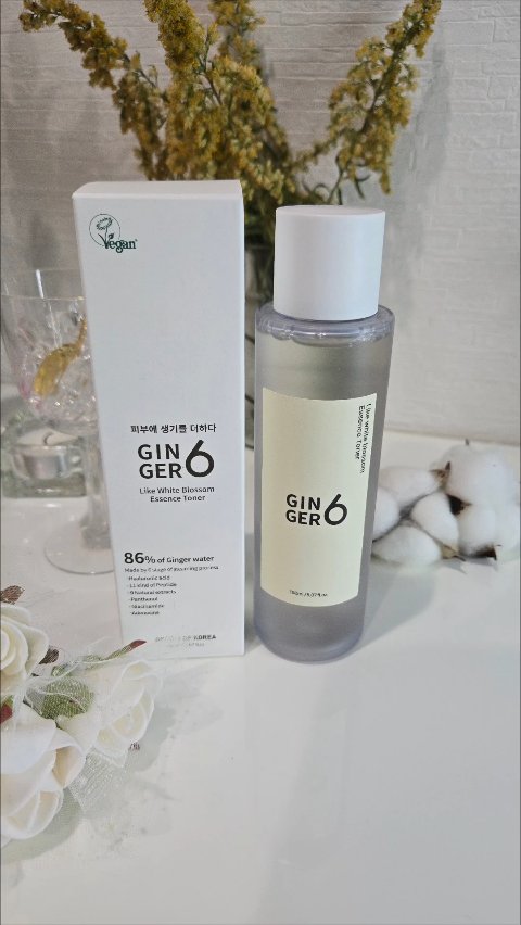 ライク ホワイト ブロッサム エッセンス トナー /GINGER6/化粧水の人気ショート動画