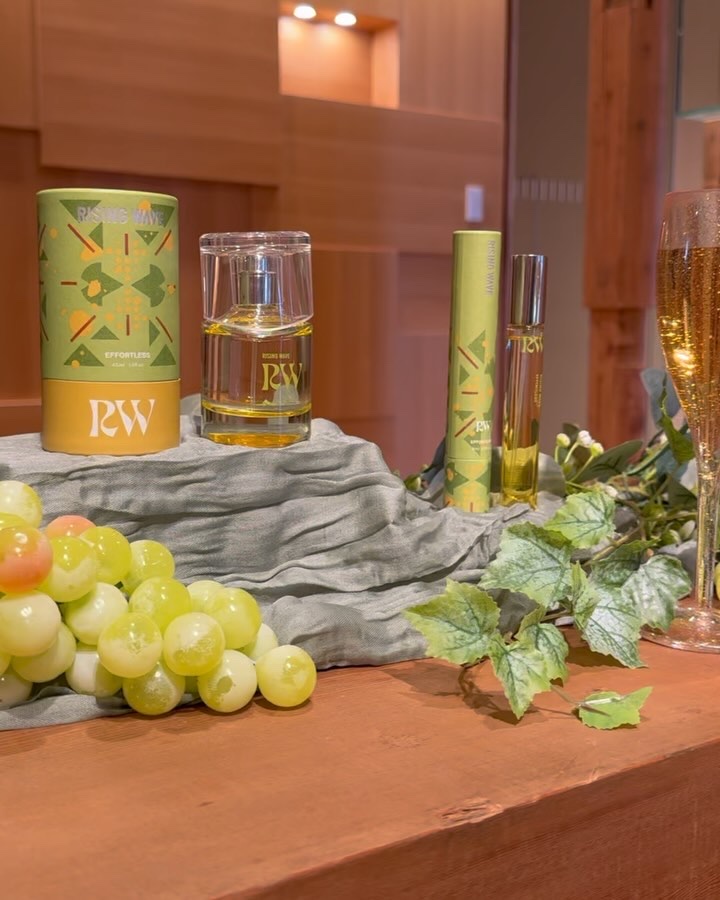 ラブ パスポート ミラ パフューム オイル ミスト シャルドネティー/ラブパスポート/ヘアオイルの動画クチコミ3つ目