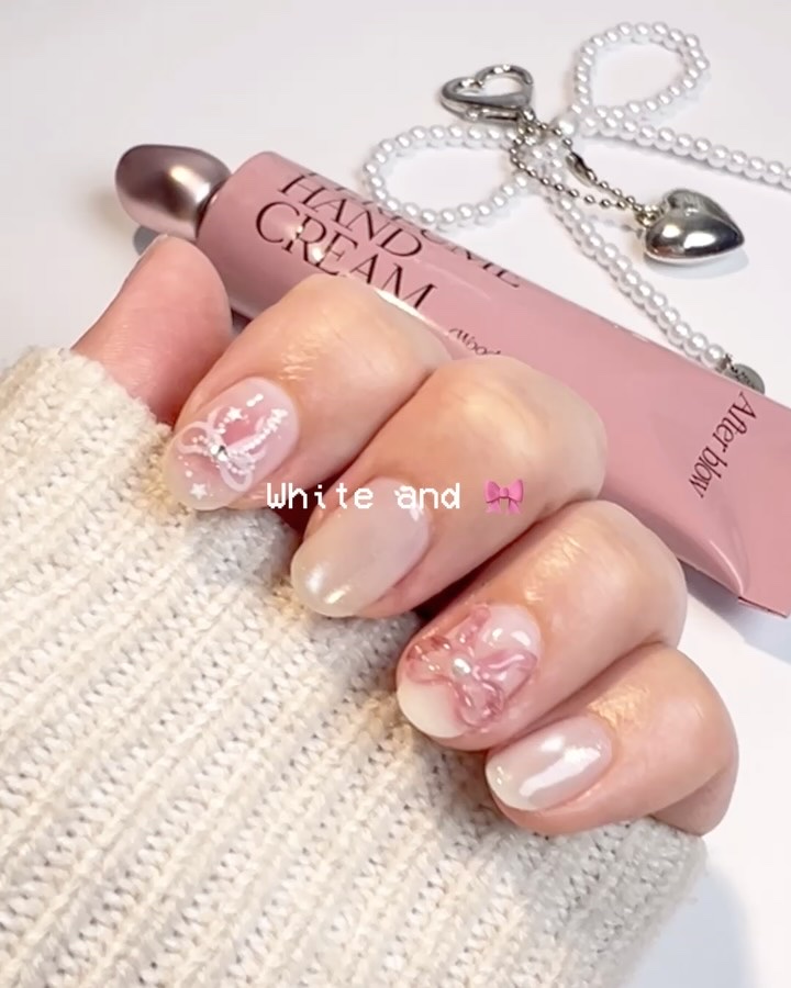 ポリッシュ型 ベースジェル/irogel(イロジェル)/ジェルネイルの動画クチコミ2つ目