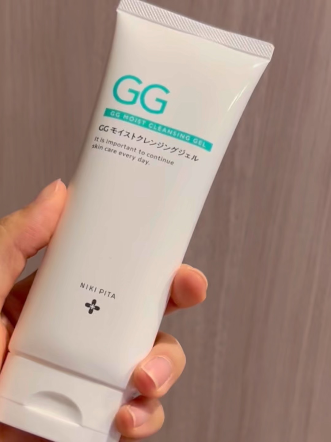 GGモイストクレンジングジェル/NIKI PITA/クレンジングジェルの動画クチコミ5つ目