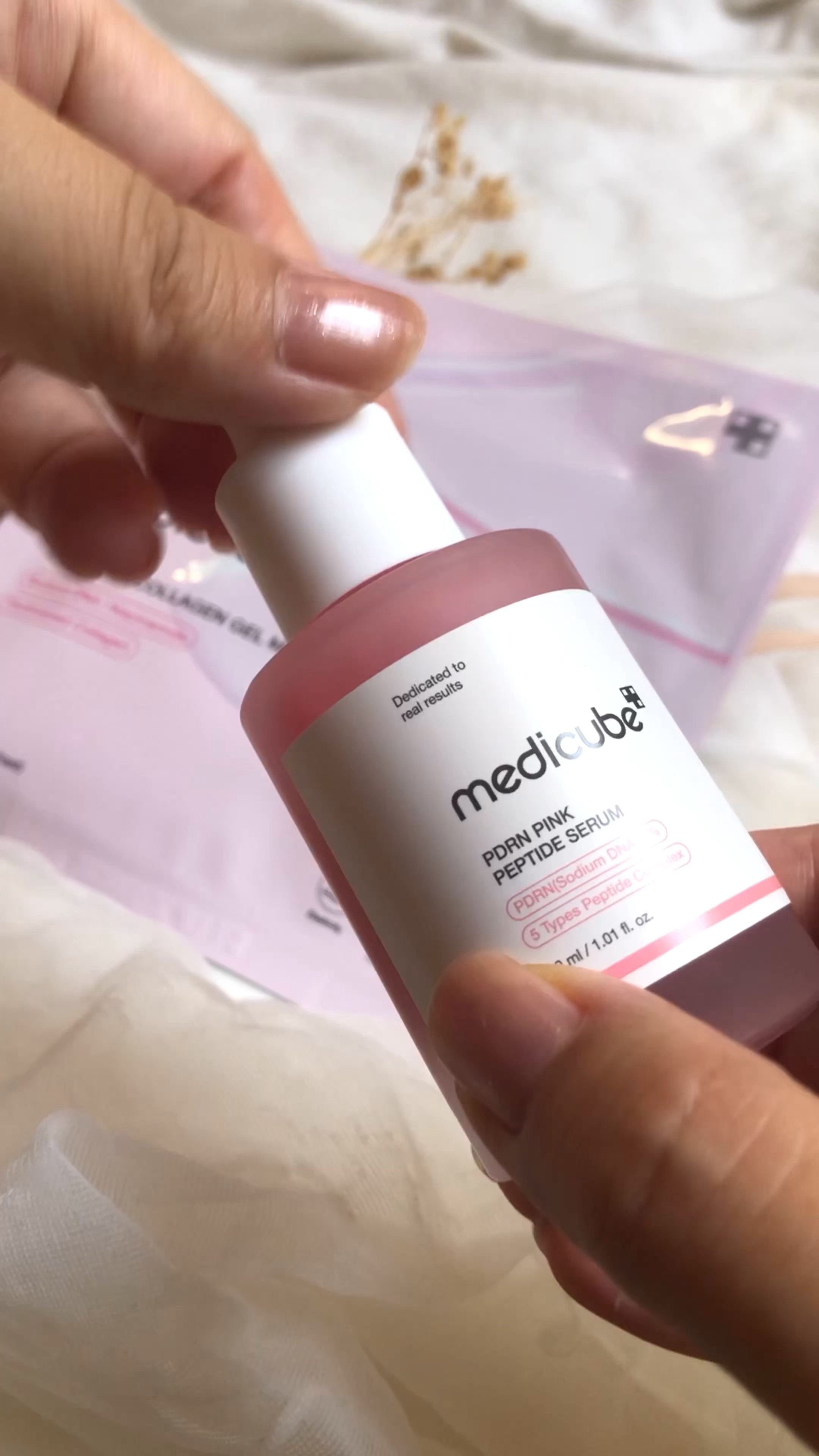 PDRNピンクコラーゲンゲルマスク/MEDICUBE/シートマスク・パックの人気ショート動画