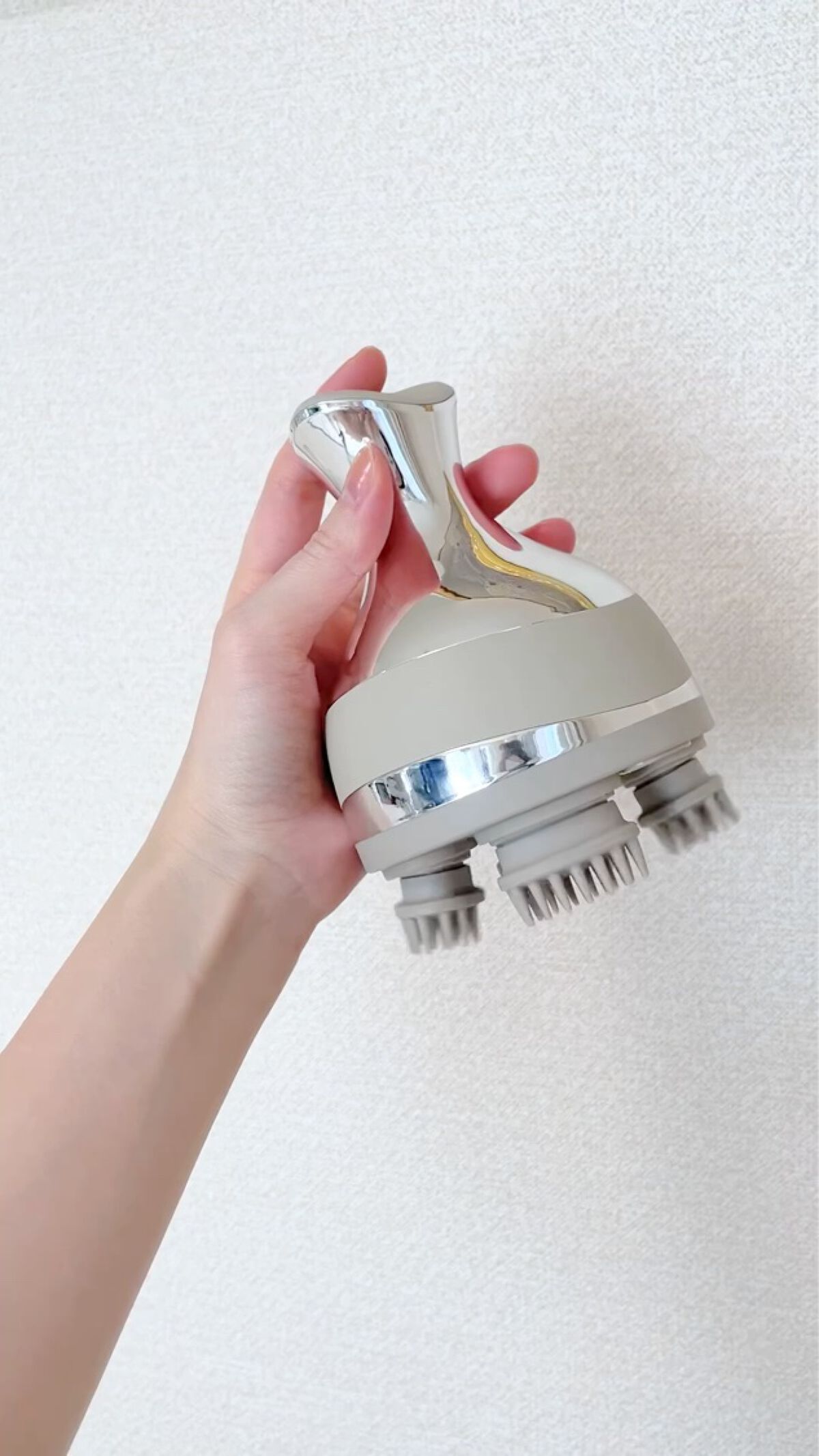 EMO laboratory+ エステティック　スパニスト/EMO laboratory/ヘッドマッサージャーを使ったクチコミ（2枚目）