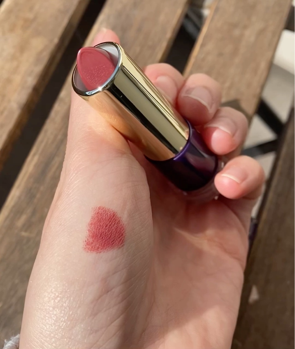 Roses All Around DEEP MATTE LIPSTICK/SRICHAND/口紅の動画クチコミ1つ目