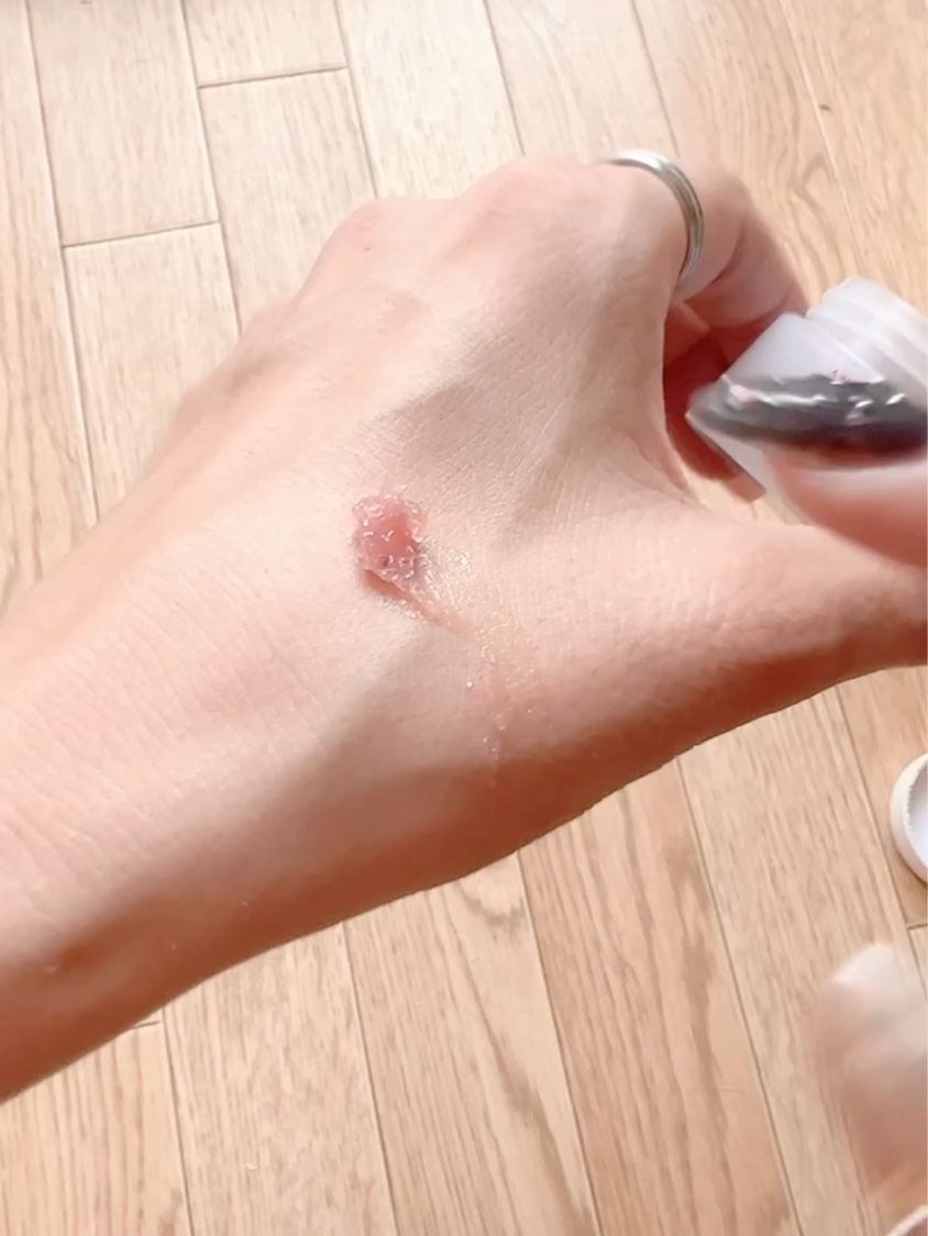 ストロベリーシュガー フードマスク/SKINFOOD/洗い流すパック・マスクの動画クチコミ4つ目