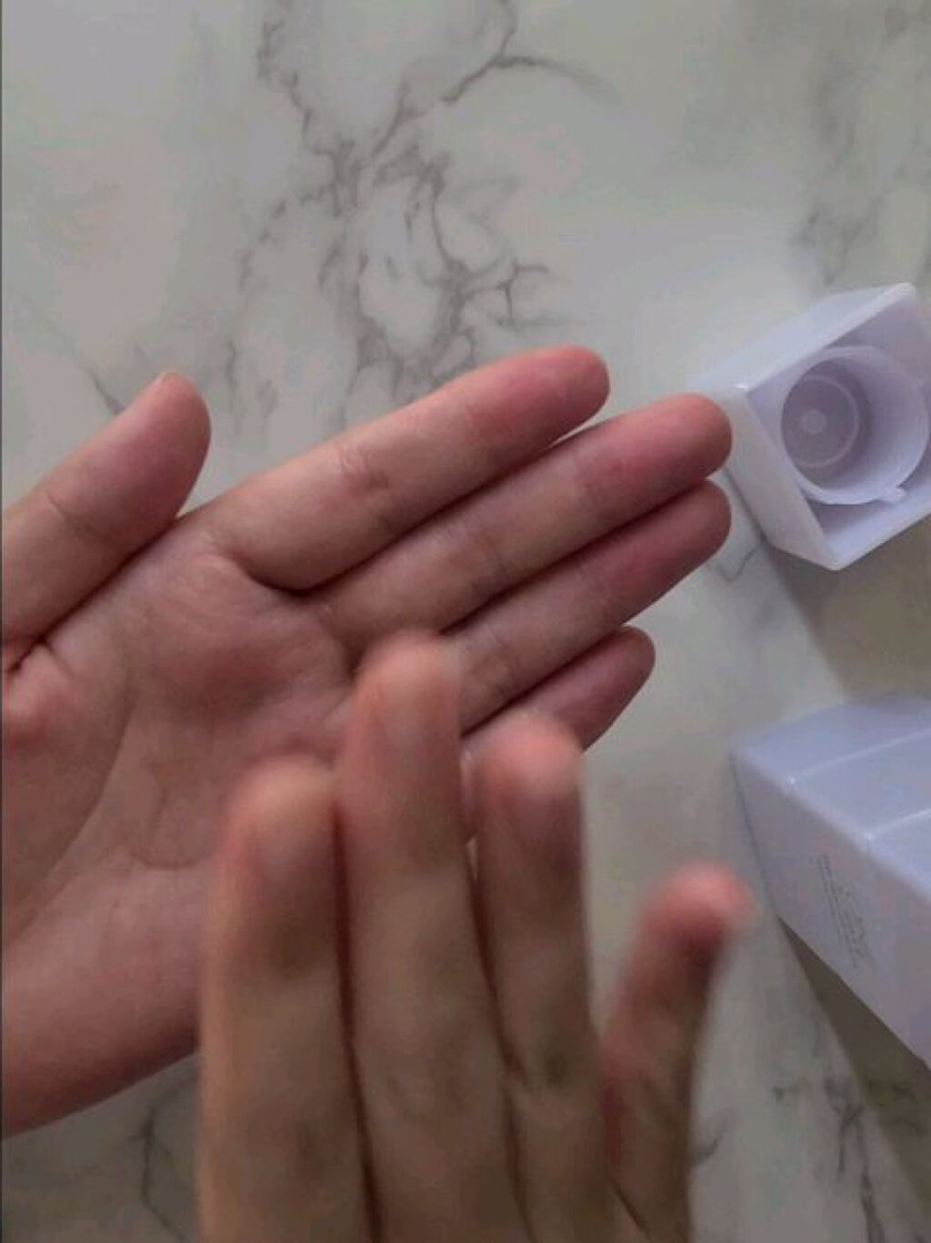 ザ ウォーター メイト/ONE BY KOSE/化粧水の人気ショート動画