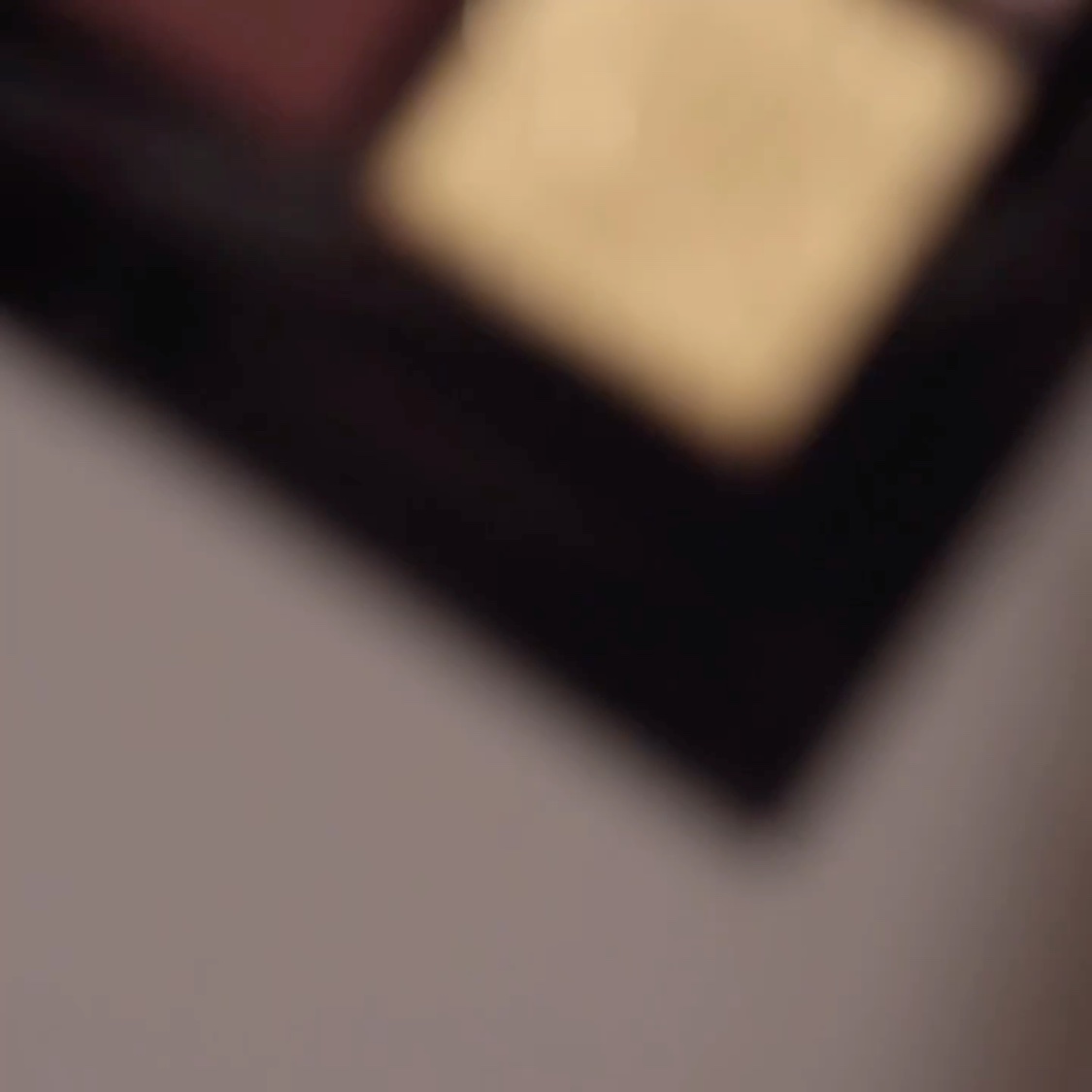 ホリデーアディクション アイシャドウパレット“アンノウンファミリア”/ADDICTION/アイシャドウパレットの動画クチコミ2つ目