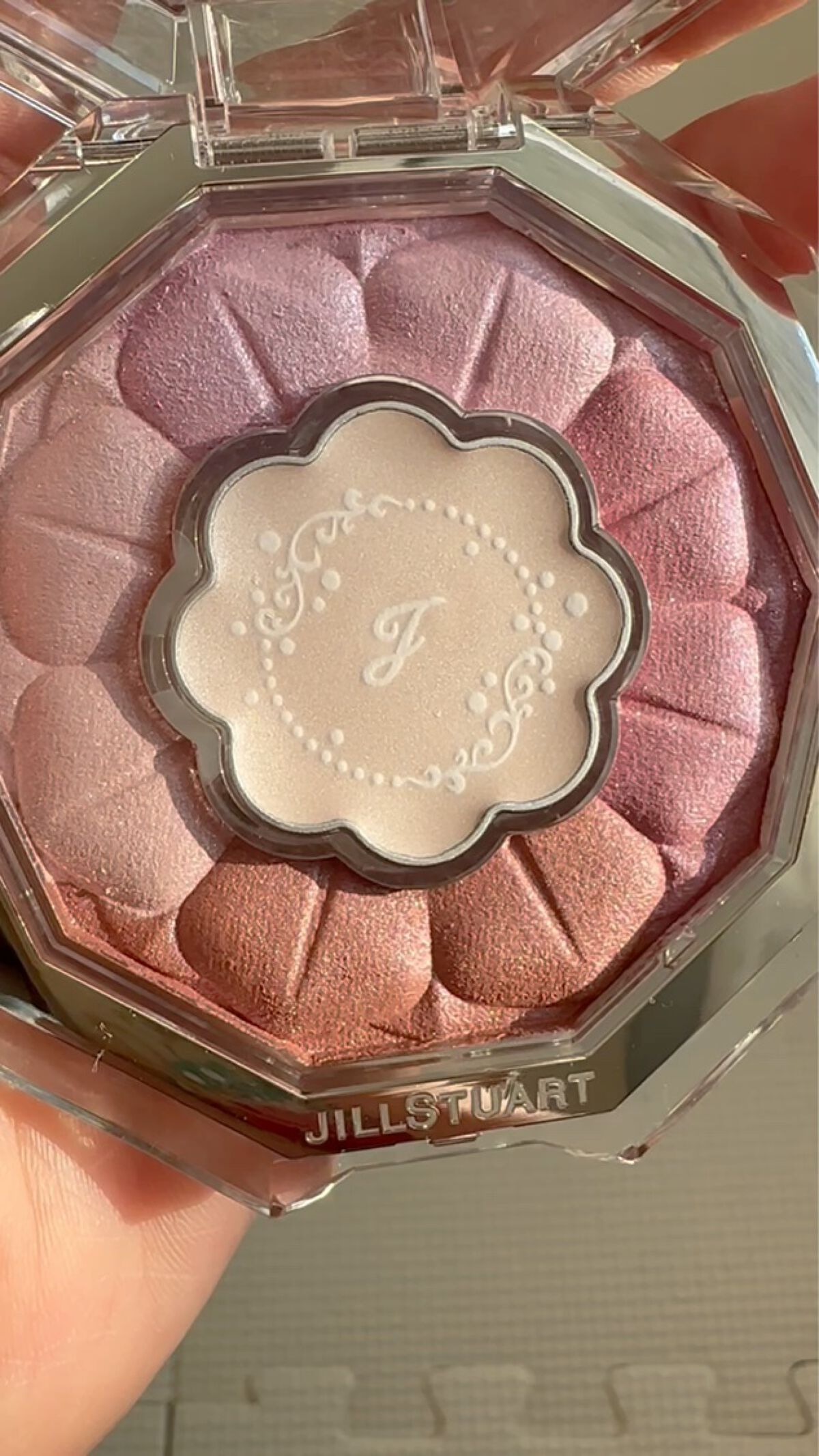 カラー ベース＆トップコート /JILL STUART/オールインワンネイルの動画クチコミ1つ目