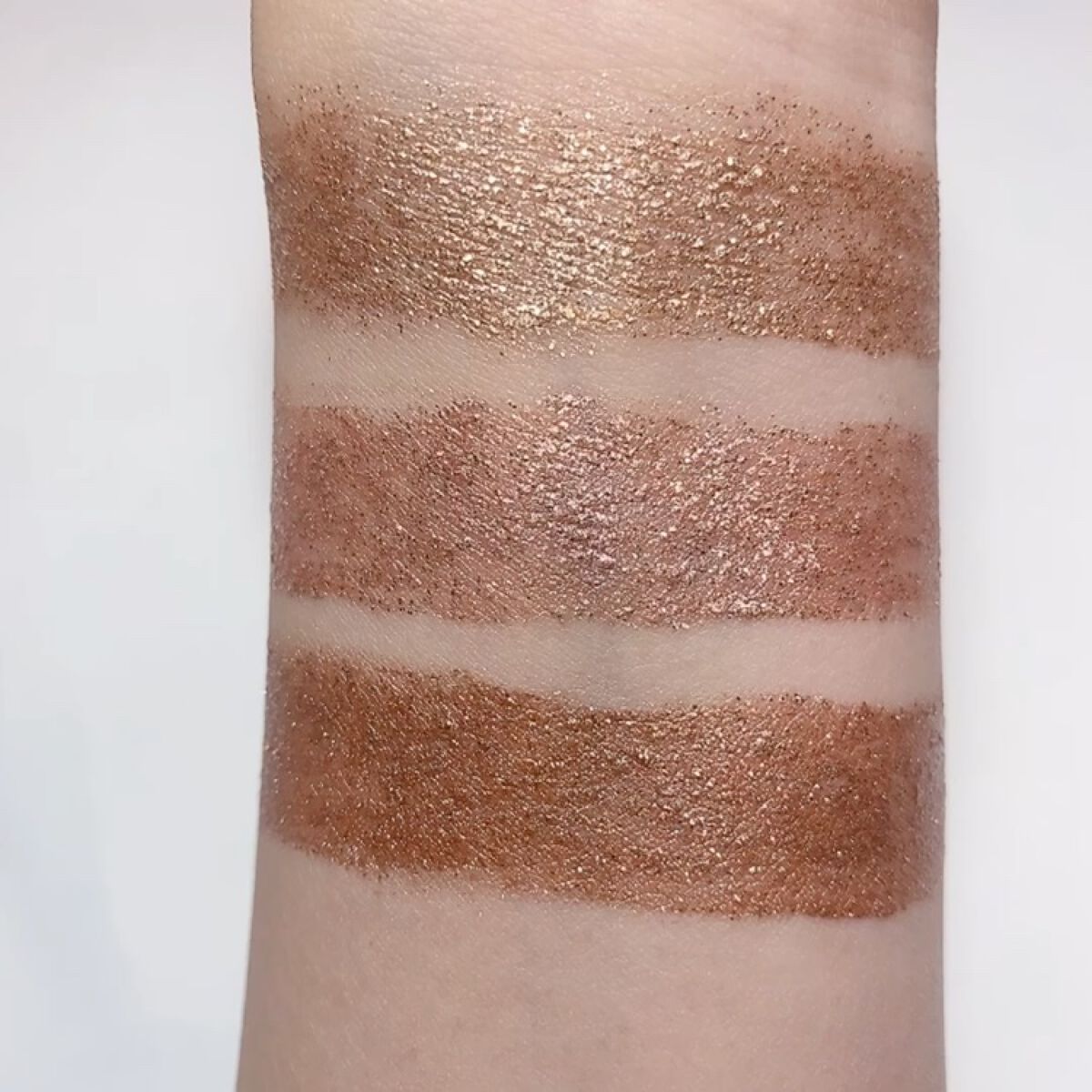 ダズリングリキッドグリッター/IM UNNY/グリッターの動画クチコミ2つ目