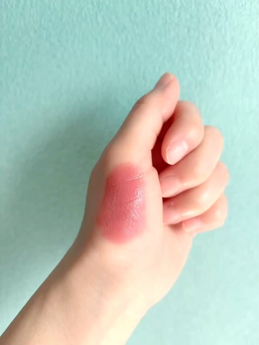 Luv Hug Velvet Tint/unleashia/口紅の動画クチコミ3つ目