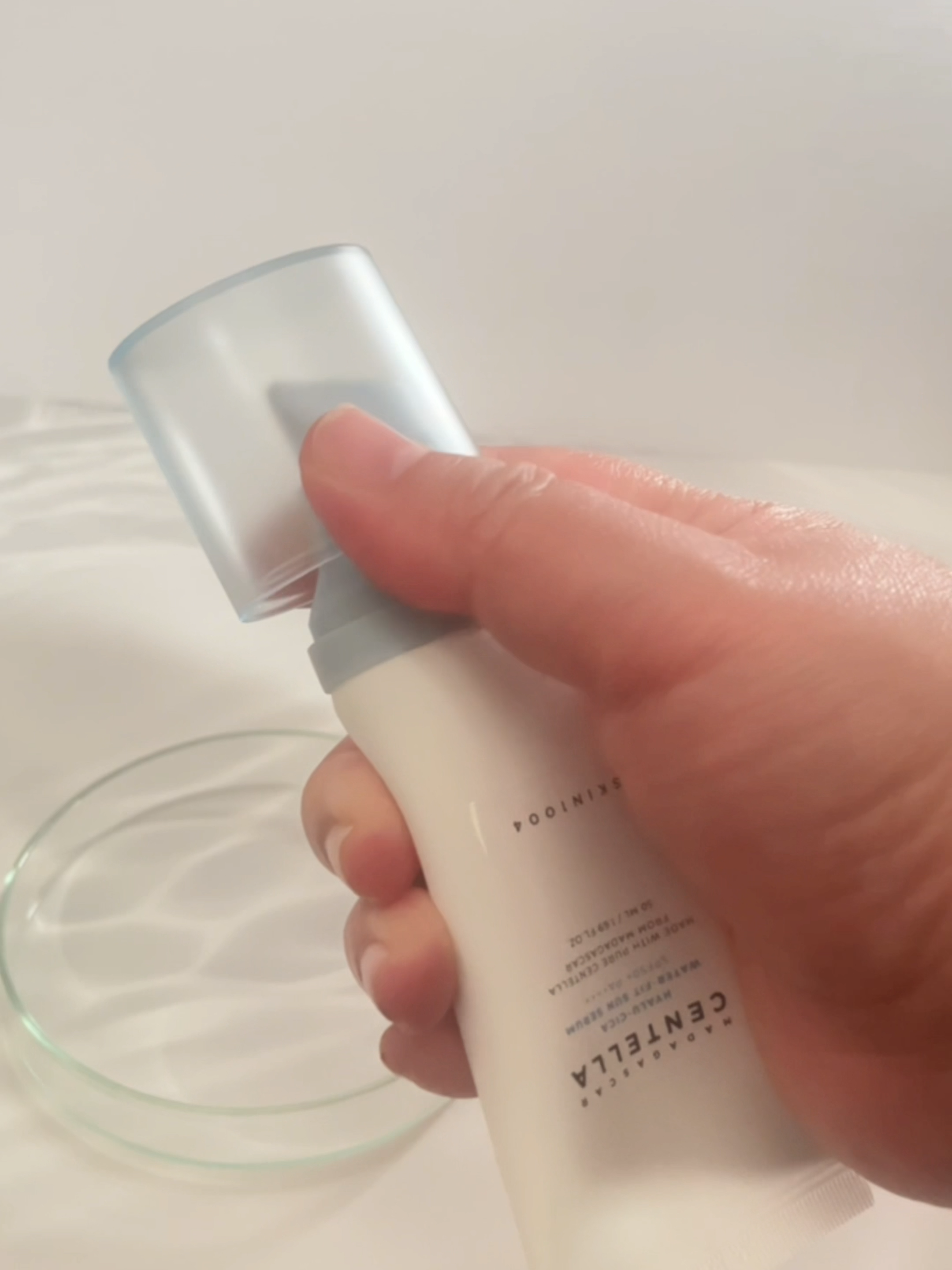 ヒアルーシカ ウォーターフィット サンセラム/SKIN1004/日焼け止めローションを使ったクチコミ（2枚目）