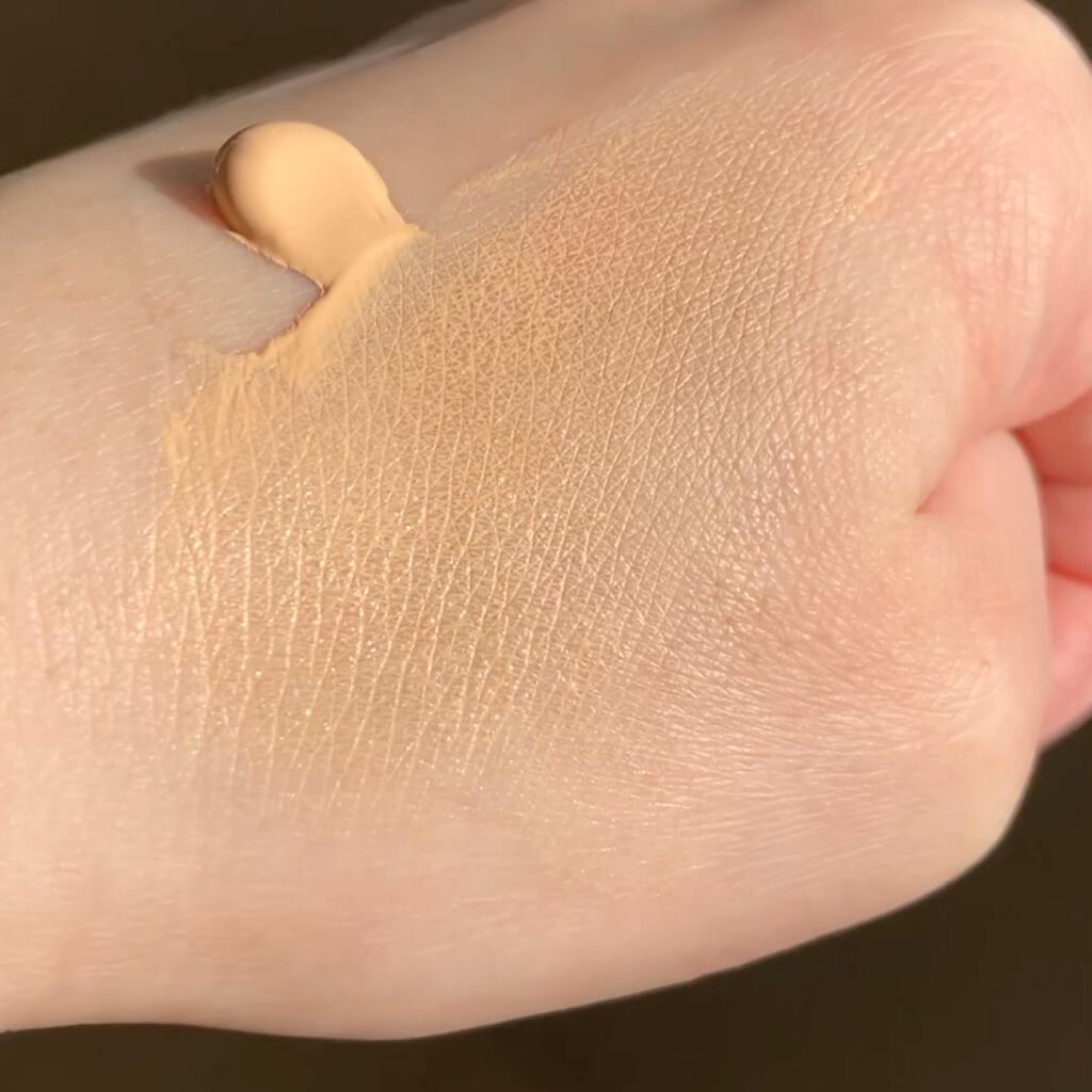 ジョルジオ アルマーニ ビューティ ネオヌード ファンデーションのクチコミ「\薄づきが謳い文句/


ジョルジオ アルマーニ ビューティ
ネオヌード ファンデーション
2.....」（3枚目）