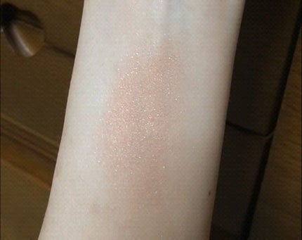 プリズム パウダーアイカラー/リンメル ロンドン/単色アイシャドウを使ったクチコミ(1枚目)