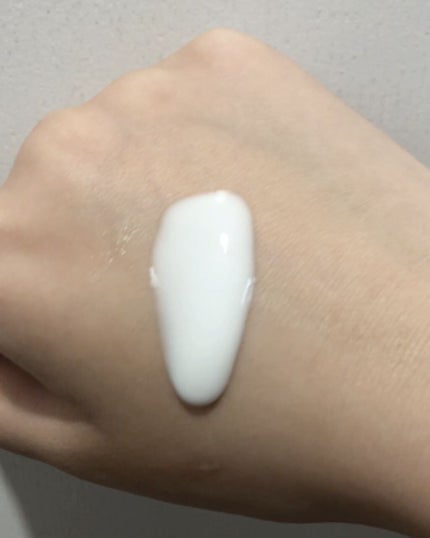 ジュイール ホワイトニング ボディミルク/ALBION/ボディミルクを使ったクチコミ(2枚目)