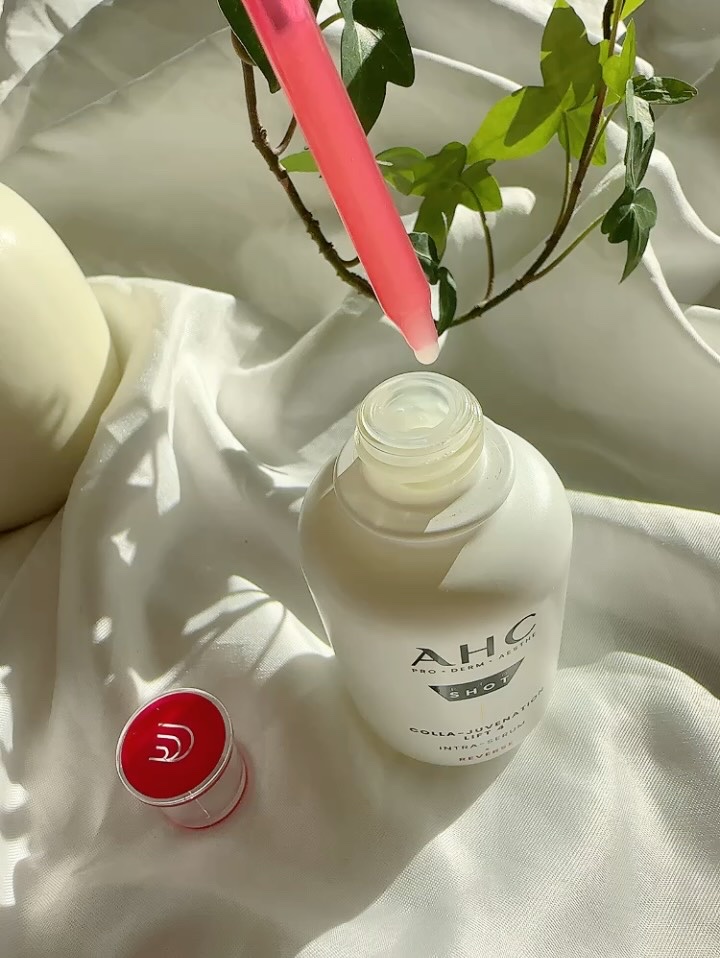 プロショットコラジュビネーションリフト4イントラセラム/AHC/美容液を使ったクチコミ（2枚目）