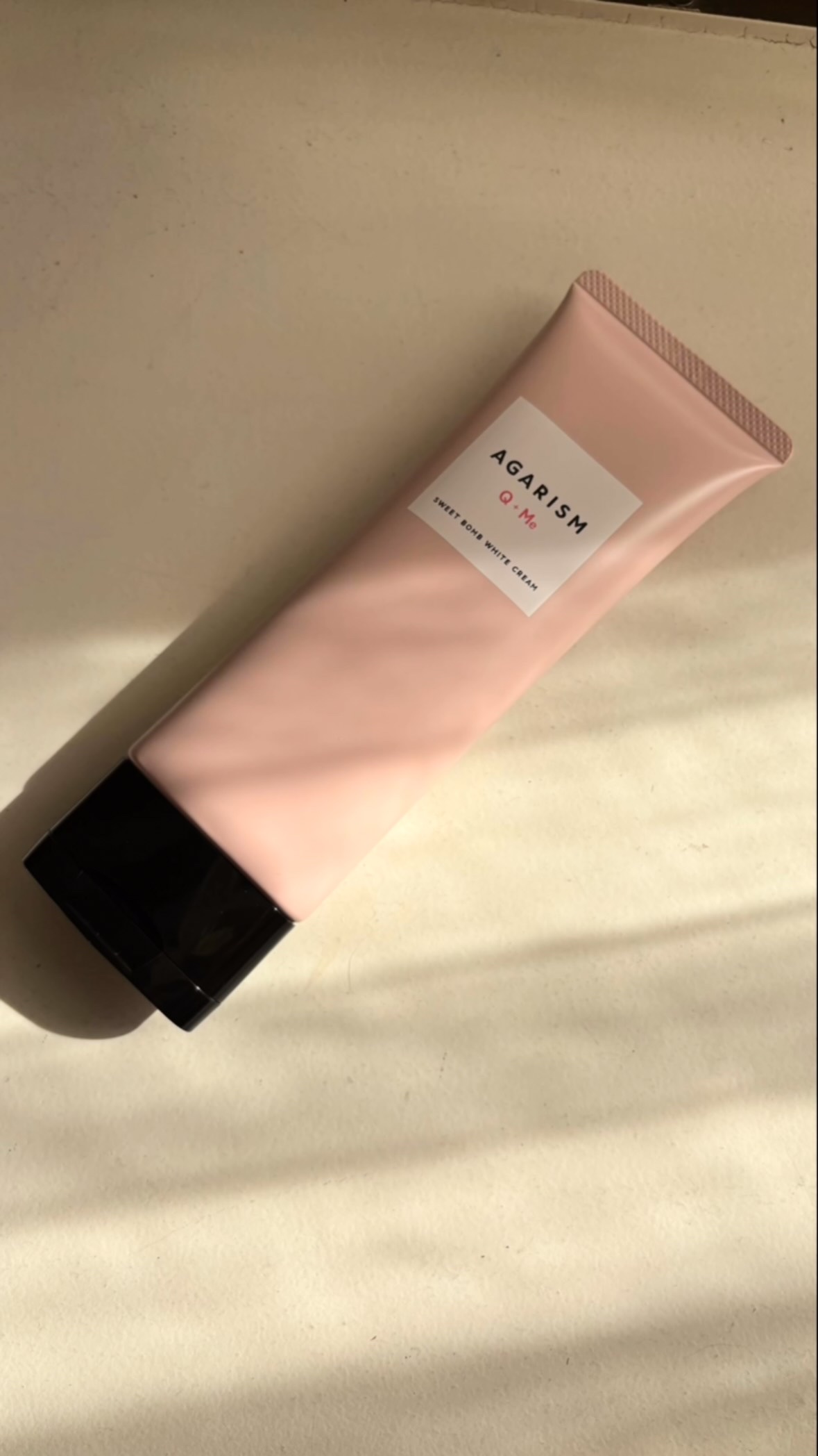 キューミースウィートボムホワイトクリーム/AGARISM/ボディクリームの動画クチコミ1つ目