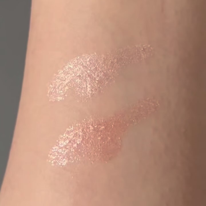 アートクラス アイグリッツ/too cool for school/スティックアイシャドウを使ったクチコミ（2枚目）