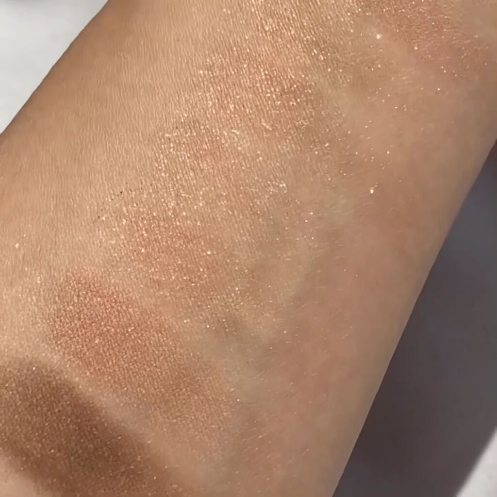 プリズム エアー アイ パレット/CLIO/アイシャドウパレットを使ったクチコミ（2枚目）